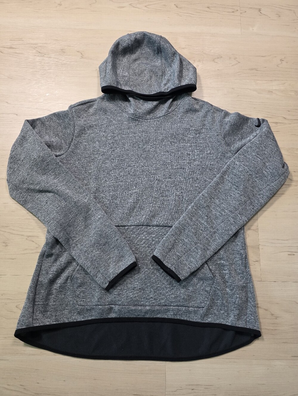 Nike Dri-FIT Women XL Gray Black Pullover Hoodie Long Sleeve Athletic Sweatshirt